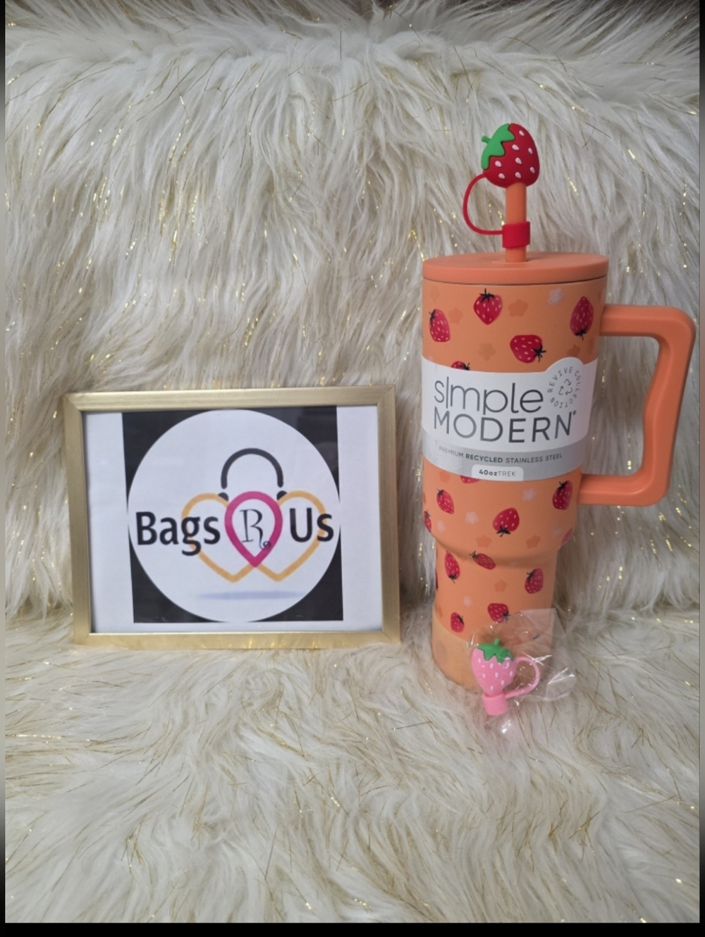 SIMPLE MODERN 40 OZ STRAWBERRY FIELDS TREK NEW WITH BOOT AND 2 STRAW TOPPERS